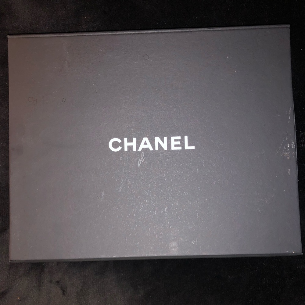 Chanel gold and silver stud crossbody bag - Picture 10 of 15